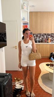 Natalie Noel Mariduena feet photo 1