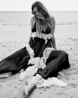 Gisele Bündchen feet photo 3