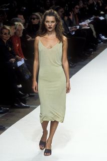 Kate Moss feet photo thumbnail