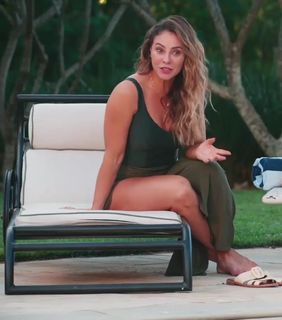 Paolla Oliveira feet photo 5