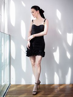 Rachel Brosnahan feet photo 1