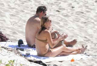 Kate Moss feet photo thumbnail