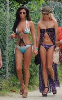 Lucy Mecklenburgh feet photo thumbnail