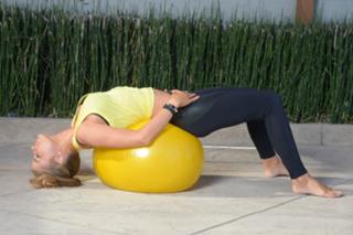 Carmen Electra feet photo thumbnail