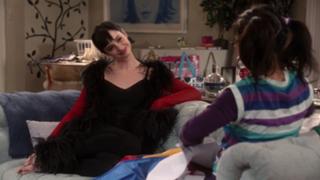 Krysten Ritter feet photo thumbnail