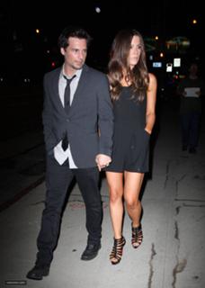 Kate Beckinsale feet photo thumbnail