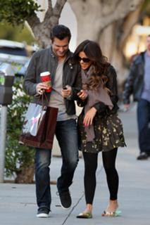 Kate Beckinsale feet photo thumbnail
