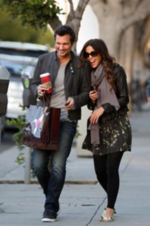 Kate Beckinsale feet photo thumbnail