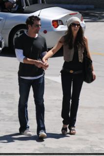 Kate Beckinsale feet photo thumbnail