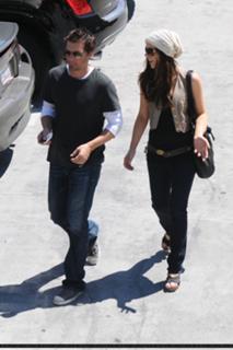 Kate Beckinsale feet photo thumbnail