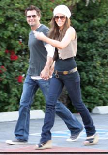 Kate Beckinsale feet photo thumbnail