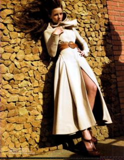 Kate Beckinsale feet photo thumbnail