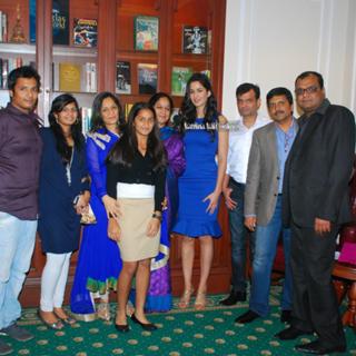 Katrina Kaif feet photo thumbnail