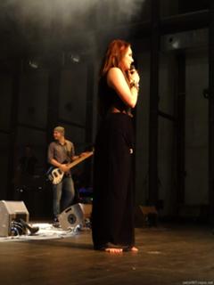 Ewa Farna feet photo thumbnail