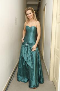 Cristina Ferreira feet photo thumbnail