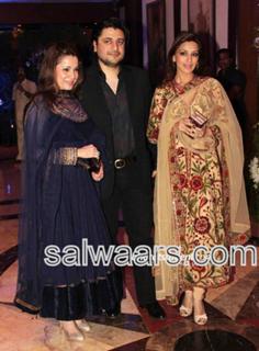 Sonali Bendre feet photo thumbnail