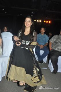 Raai Laxmi feet photo thumbnail