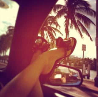 Dorota Rabczewska feet photo thumbnail