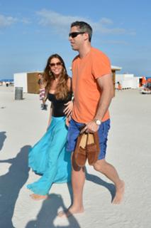 Sofía Vergara feet photo thumbnail