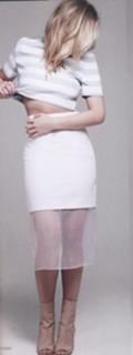 Scarlett Johansson feet photo thumbnail