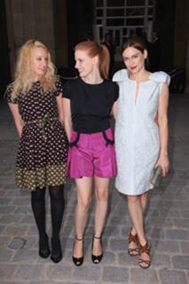 Jessica Chastain feet photo thumbnail