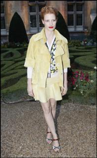 Jessica Chastain feet photo thumbnail