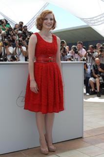 Jessica Chastain feet photo thumbnail