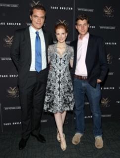 Jessica Chastain feet photo thumbnail