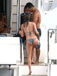 LeAnn Rimes feet photo thumbnail