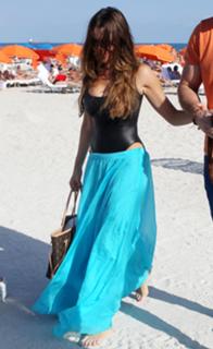 Sofía Vergara feet photo thumbnail