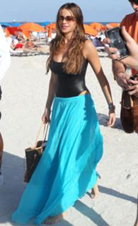Sofía Vergara feet photo thumbnail