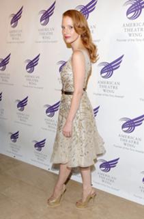 Jessica Chastain feet photo thumbnail