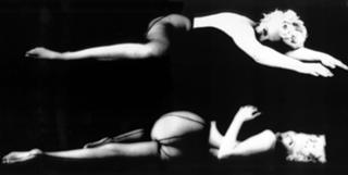 Marilyn Monroe feet photo thumbnail
