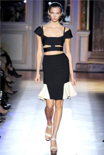 Karlie Kloss feet photo thumbnail
