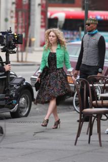 AnnaSophia Robb feet photo thumbnail