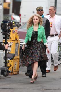 AnnaSophia Robb feet photo thumbnail