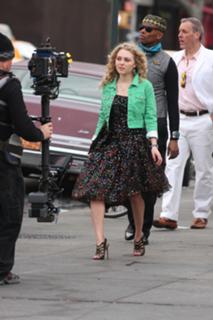 AnnaSophia Robb feet photo thumbnail