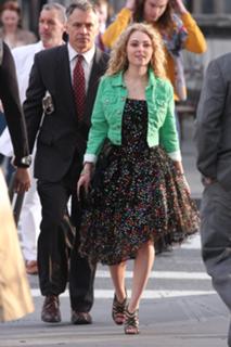 AnnaSophia Robb feet photo thumbnail
