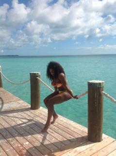 Serena Williams feet photo thumbnail