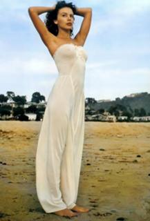 Kylie Minogue feet photo thumbnail