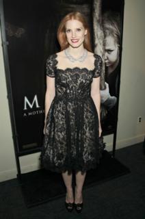 Jessica Chastain feet photo thumbnail