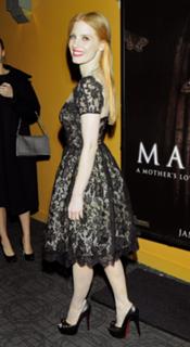 Jessica Chastain feet photo thumbnail