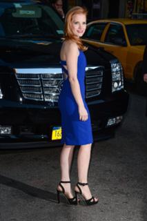 Jessica Chastain feet photo thumbnail