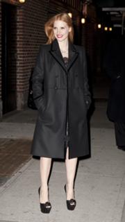 Jessica Chastain feet photo thumbnail