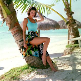 Lisa Snowdon feet photo thumbnail