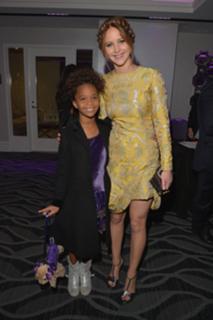 Jennifer Lawrence feet photo thumbnail