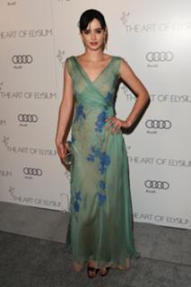 Krysten Ritter feet photo thumbnail