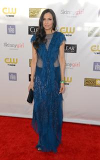 Famke Janssen feet photo thumbnail