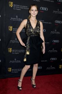 Jennifer Lawrence feet photo thumbnail