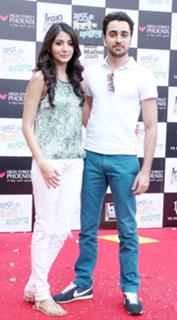 Anushka Sharma feet photo thumbnail